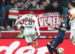 九州平台-包含柏林赫塔球员完成帽子戏法，成为焦点人物的词条