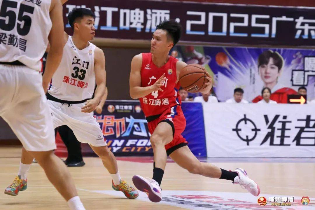 九州平台-包含广州男篮激战取胜，迎来胜利的词条